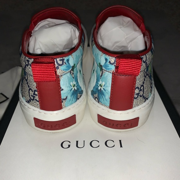 SOLD! ✨GUCCI Supreme Bloom Slip On Sneakers - Picture 3 of 6